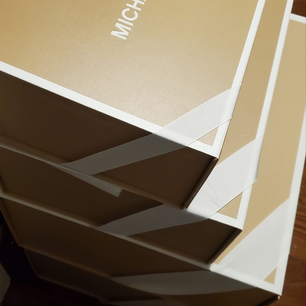 Michael Kors small gift box